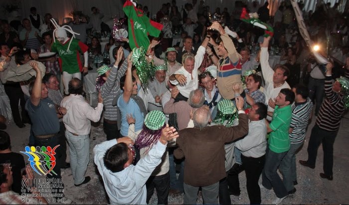 64-cena_clausura_09 - Copy.jpg